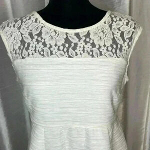 Motherhood Women’s Medium Sleeveless Ivory Lace Crinkle Dress